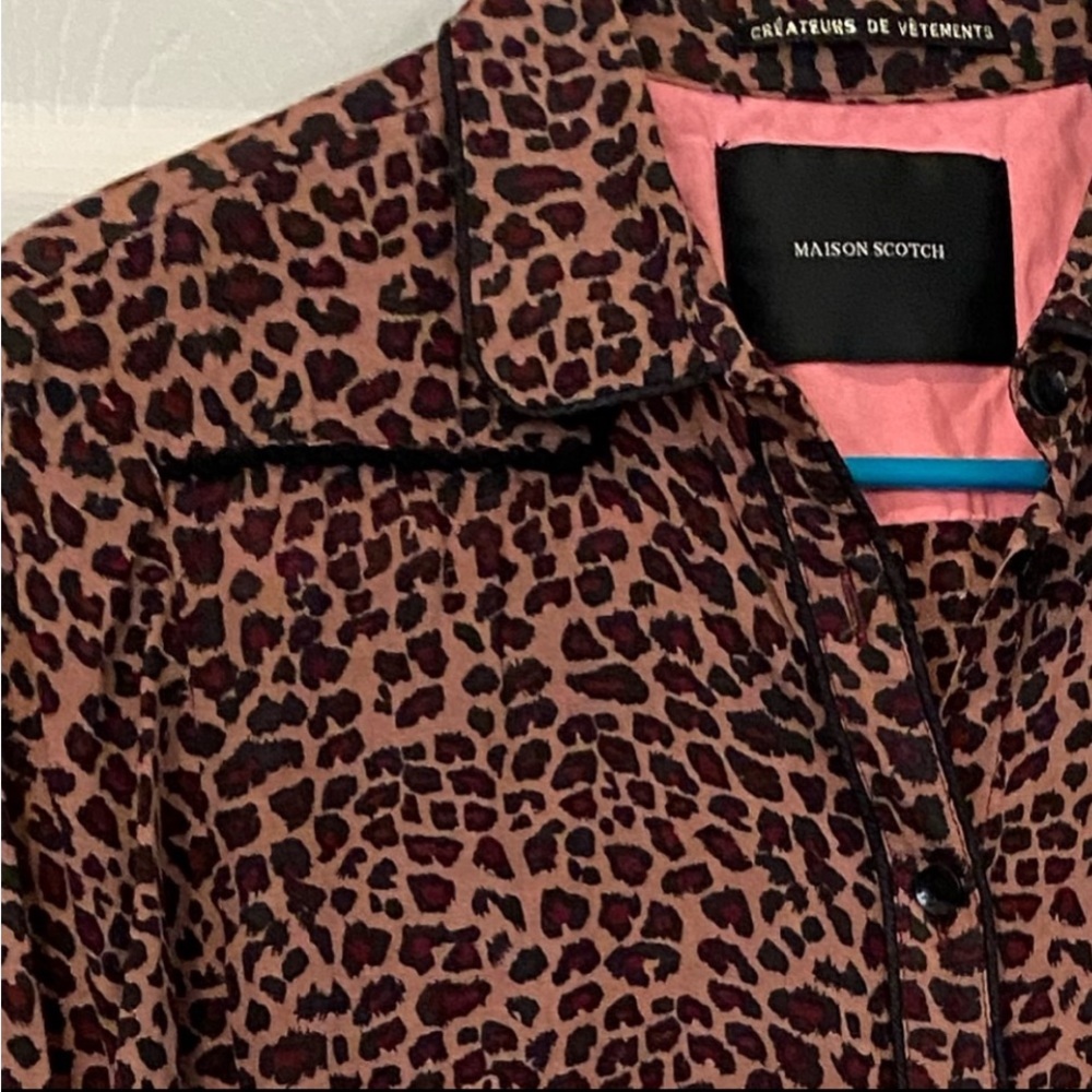 SCOTCH & SODA LEOPARD PRINT BUTTON UP SHIRT - Picture 3 of 9